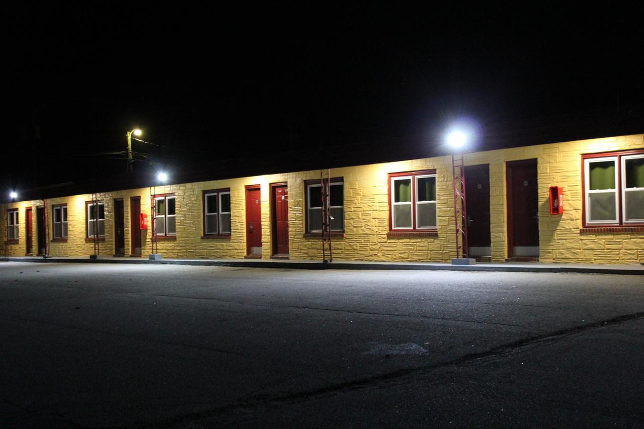 Driftwood Inn Chestertown Exterior photo